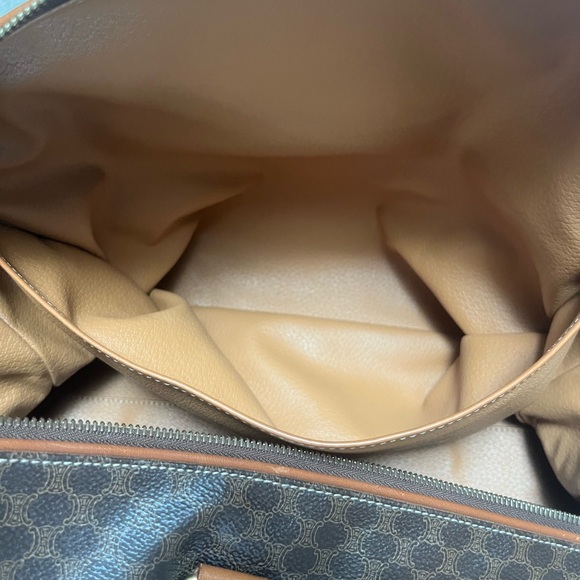 Authentic vintage Celine macadam monogram travel bag. Model: MC98/2 - Picture 15 of 16
